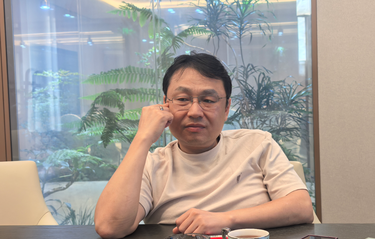 中国民族卫生协会 闫炜.png
