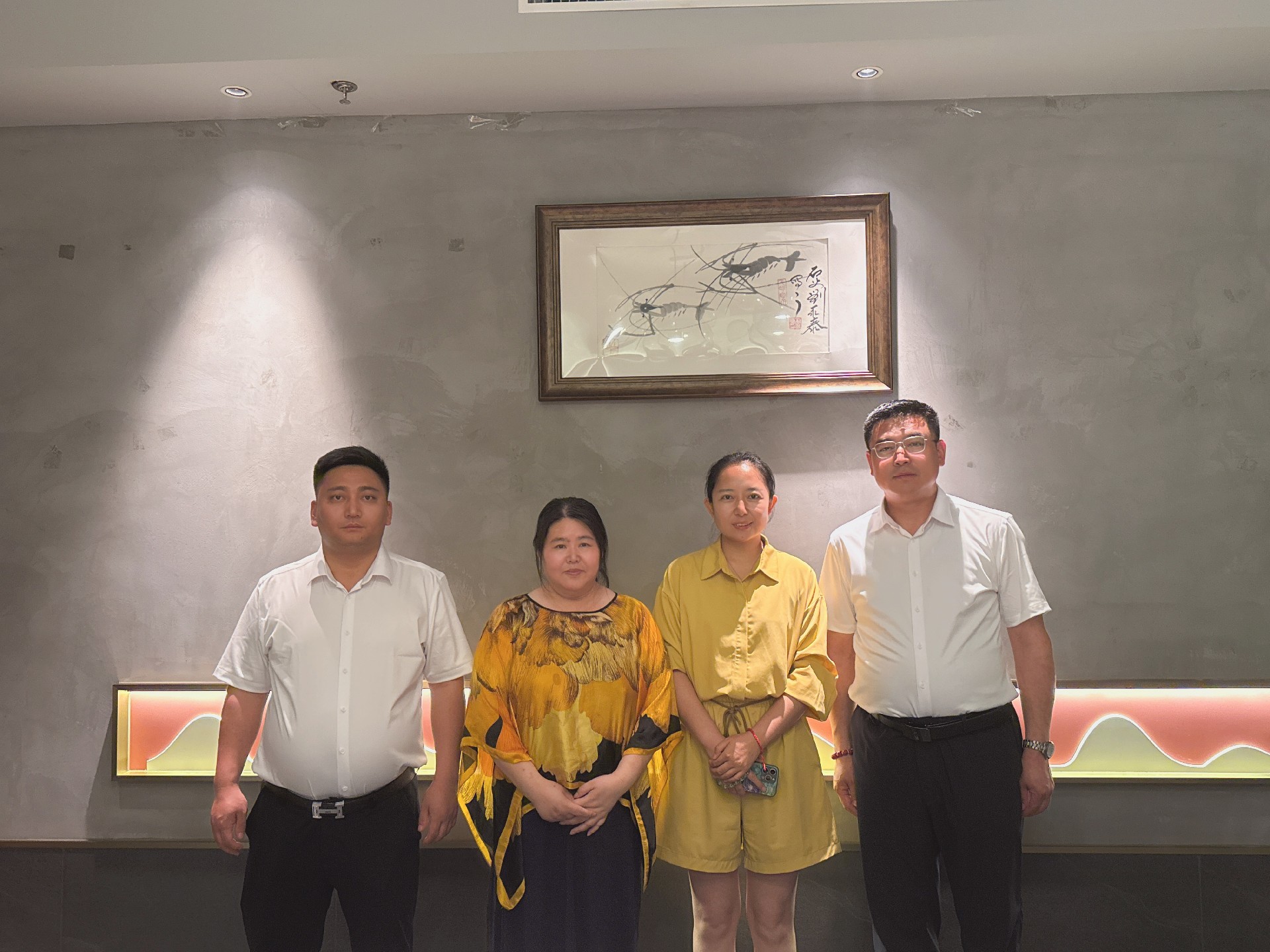 内蒙古草都草牧业会谈.jpg